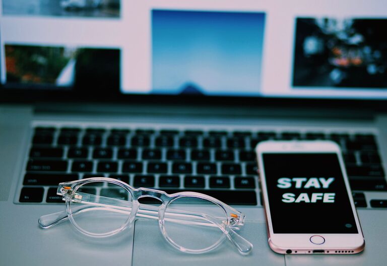 How to Clean Your Phone and Keyboard Safely for Better Hygiene